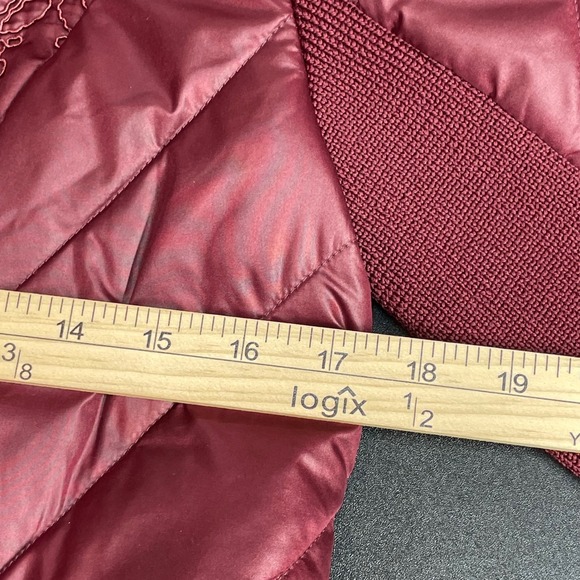 Zenergy by Chico's Quilted Embroidered Jacket Burgundy Velvet Trim Womens Size 0 - Picture 7 of 11